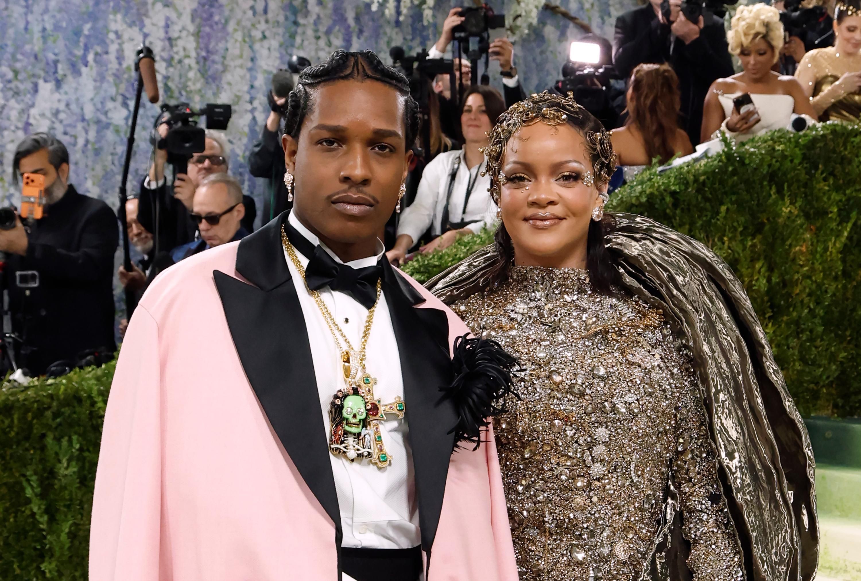 A$AP Rocky з донькою на обкладинці глянцю A$AP Rocky з донькою на обкладинці глянцю