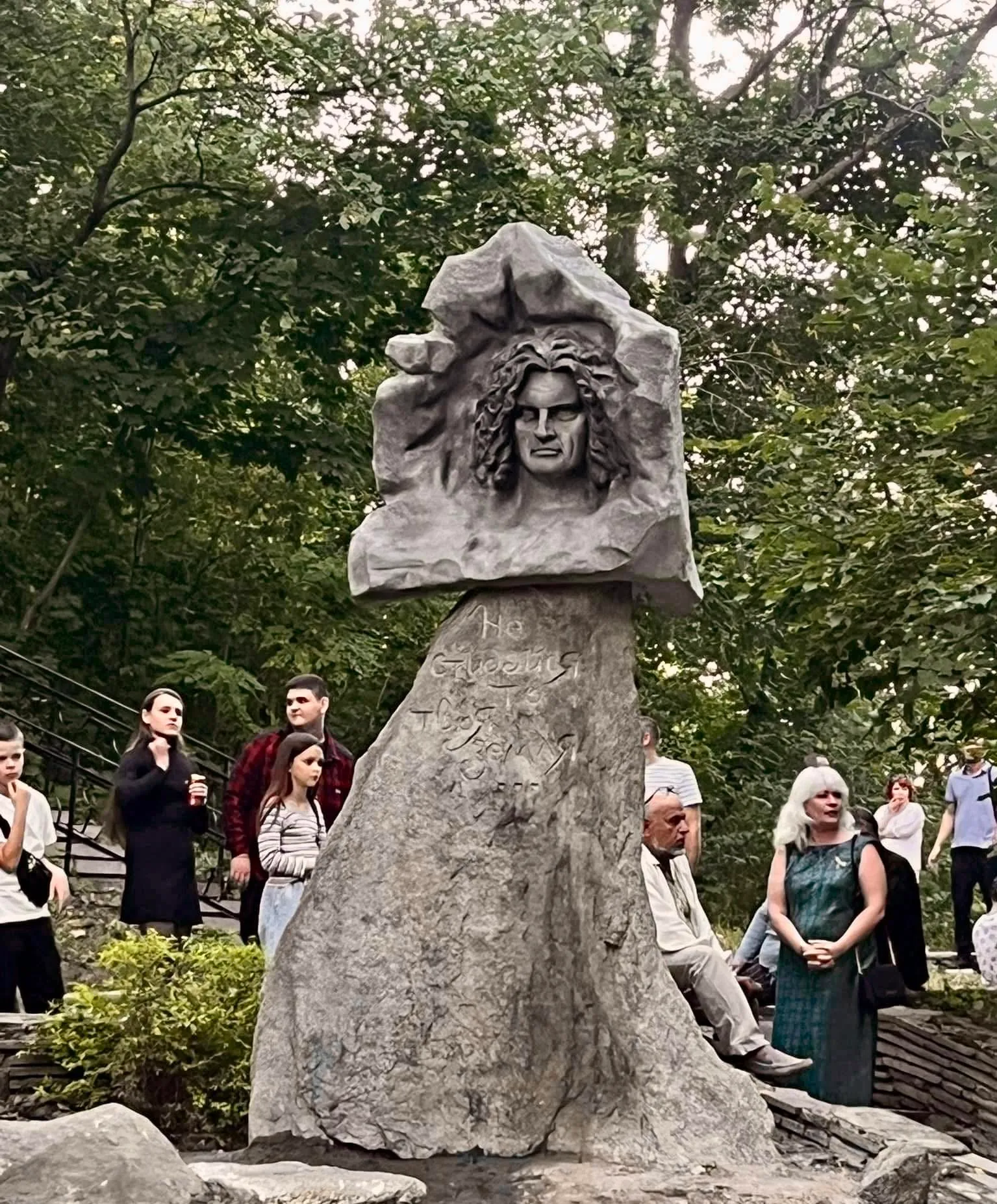 Пам'ятник Кузьмі Скрябіну в Коростишеві