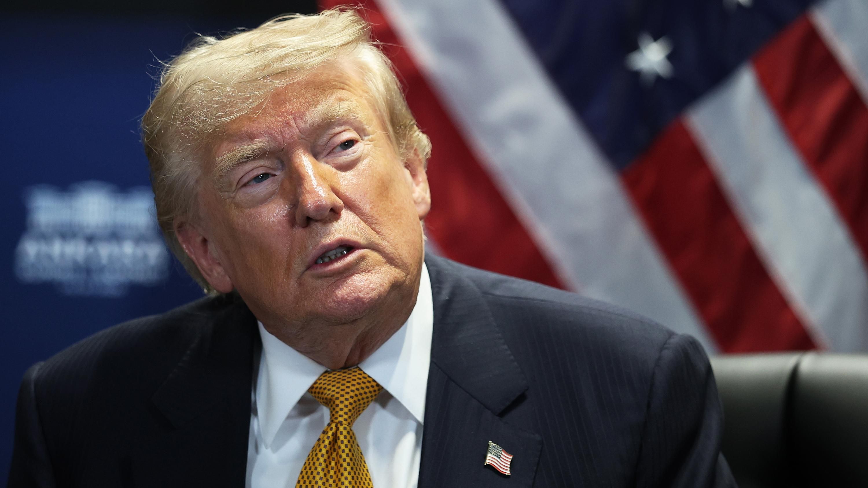 Трамп хоче від Європи компенсацію за зброю для України