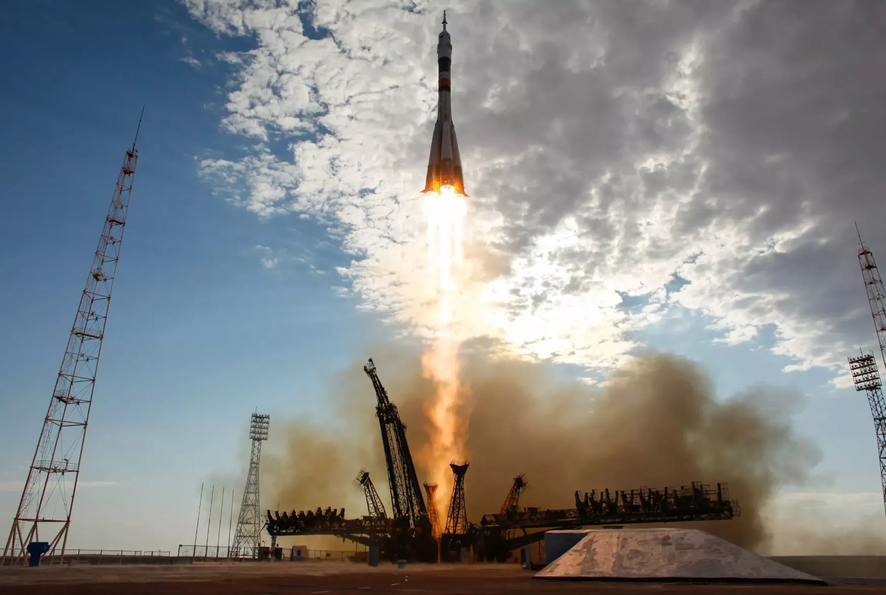 Запуск ракеты на космодроме Байконур