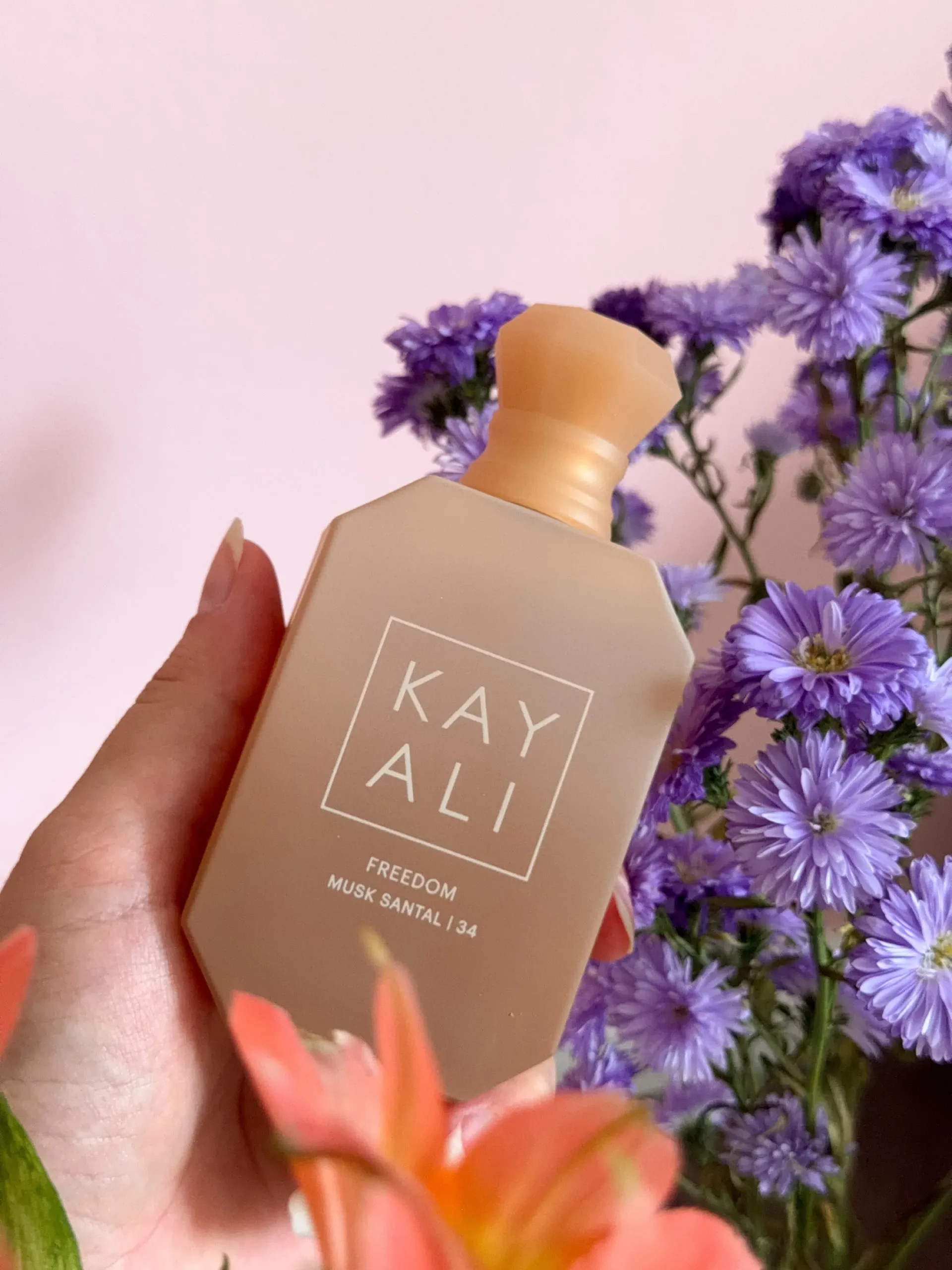 Freedom Musk Santal 34 від Kayali