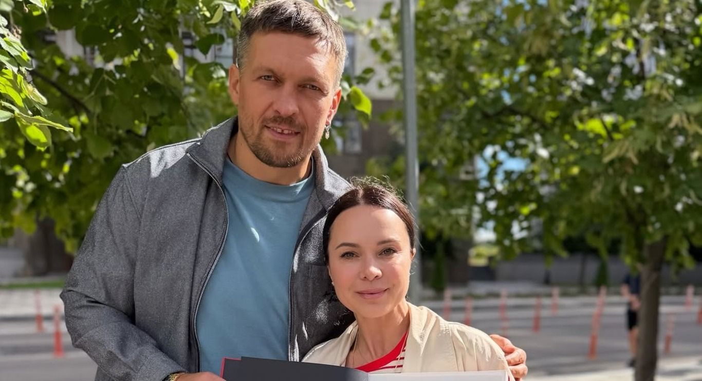 Усик та Подкопаєва зустрілись у Києві Усик та Подкопаєва зустрілись у Києві