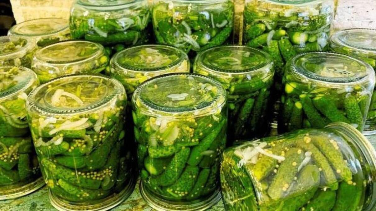 Зберігаємо апетитні корнішони Зберігаємо апетитні корнішони