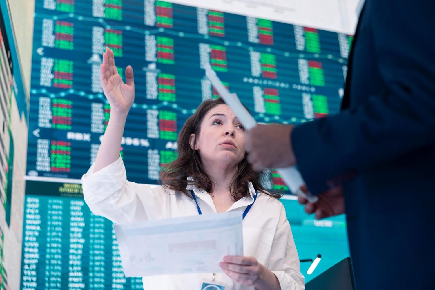 Гіганти ШІ закликають зупинити гонку: чому падають ф'ючерси Nasdaq