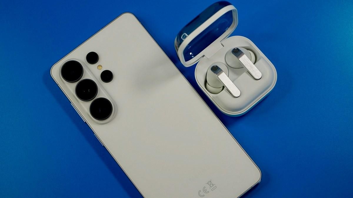 Galaxy Buds On знову витікають у мережу – Samsung готує нові відкриті навушники