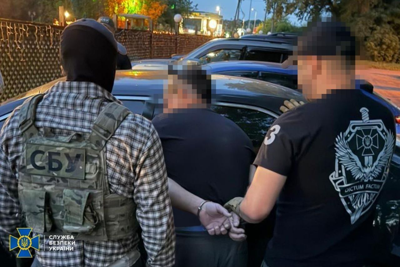 Теракти, підпали та замах: СБУ викрила керівника політсили та ексзаступника ДСНС