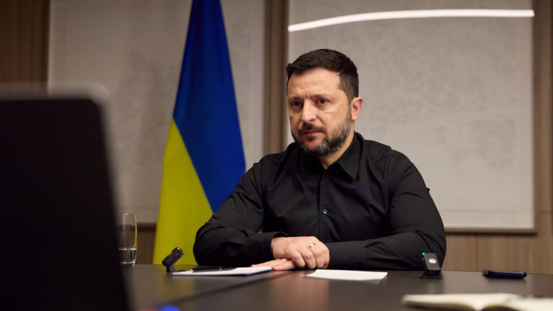 "Хочуть бути в політиці": Зеленський назвав помилкою заклики провести вибори під час війни