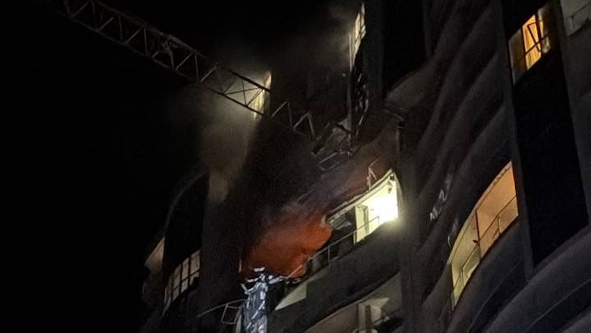 Одессу атаковали "Бандероли": в результате взрывов повреждена многоэтажка