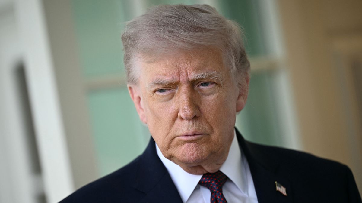 Путін купує оточення Трампа: чому лідер США дозволяє собі бути залежним від Кремля