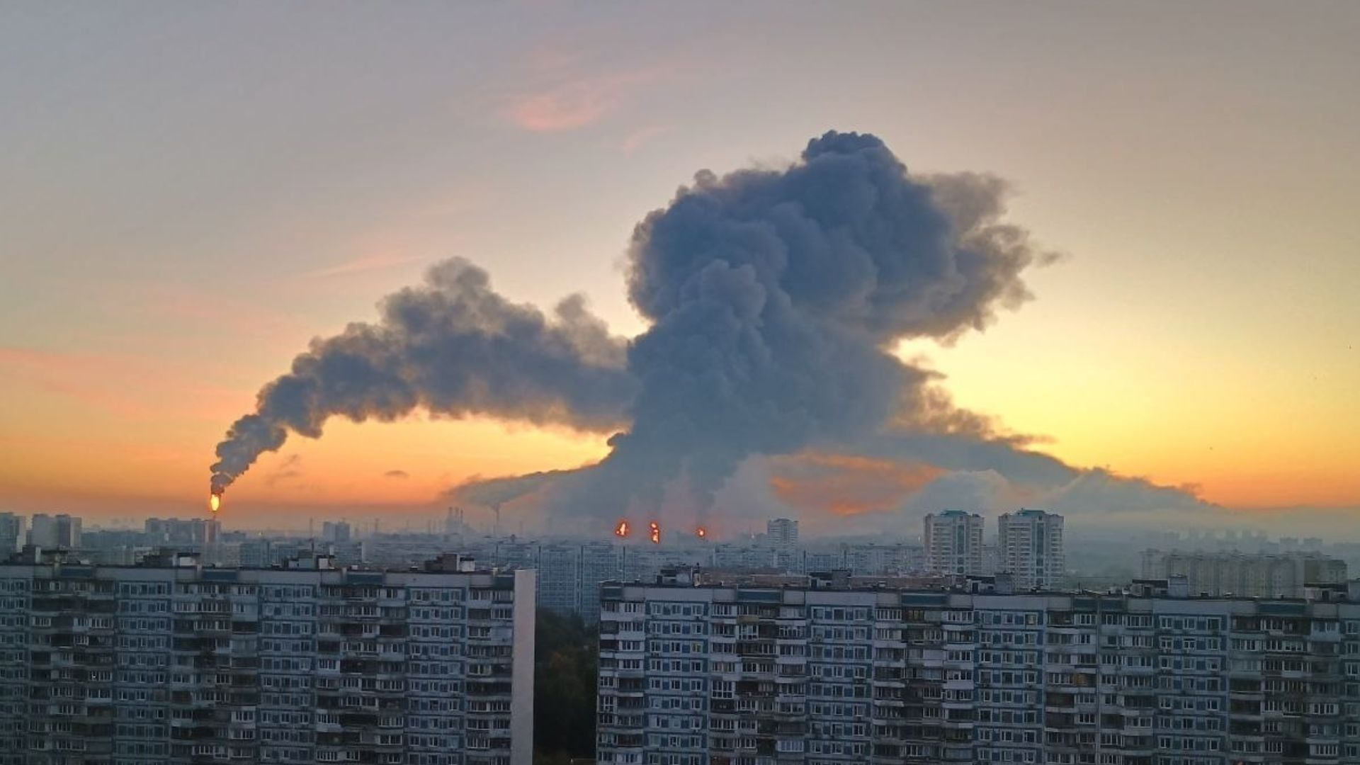 Сили оборони уразили Московський НПЗ: Зеленський розкрив деталі масштабної атаки дронів - 24 Канал Сили оборони уразили Московський НПЗ: Зеленський розкрив деталі масштабної атаки дронів - 24 Канал