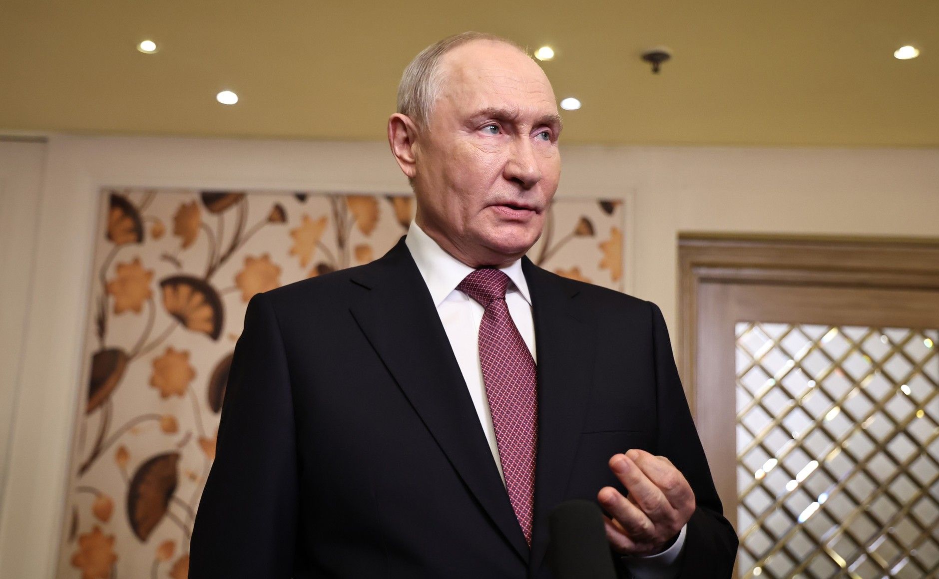 Замість переговорів — блекаути: що задумав Путін, поки Захід говорить про мир