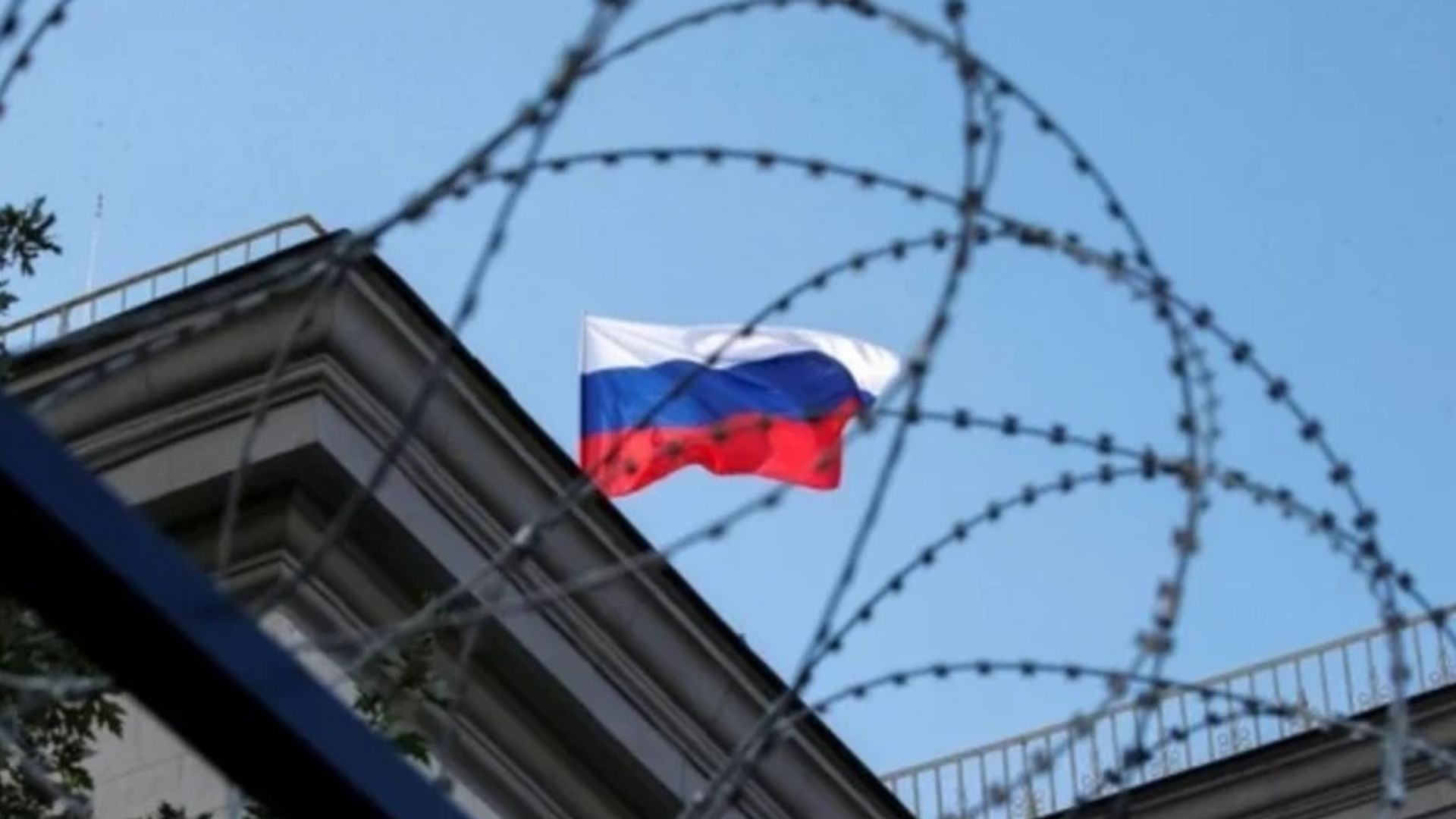 ЄС знову не ухвалив рішення щодо продовження санкцій проти Росії через позицію Словаччини та Франції - 24 Канал ЄС знову не ухвалив рішення щодо продовження санкцій проти Росії через позицію Словаччини та Франції - 24 Канал