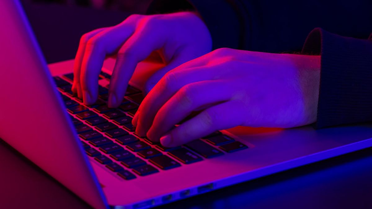 Российский удар лишил киевлян доступа к интернету и уничтожил ключевые дата-центры
