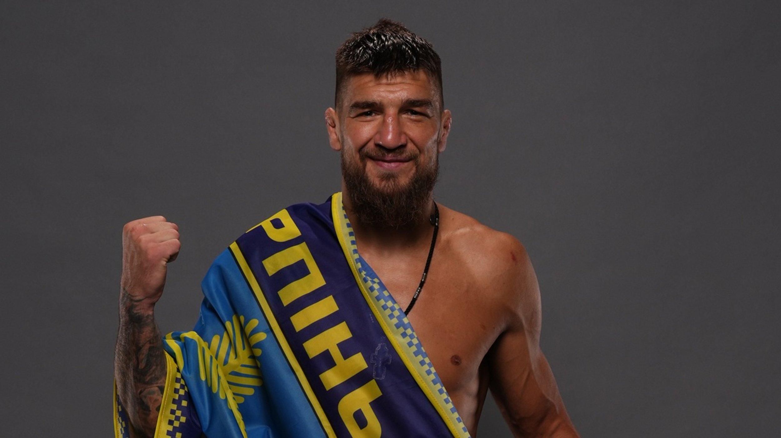 Ярослав Амосов - боєць UFC Ярослав Амосов - боєць UFC