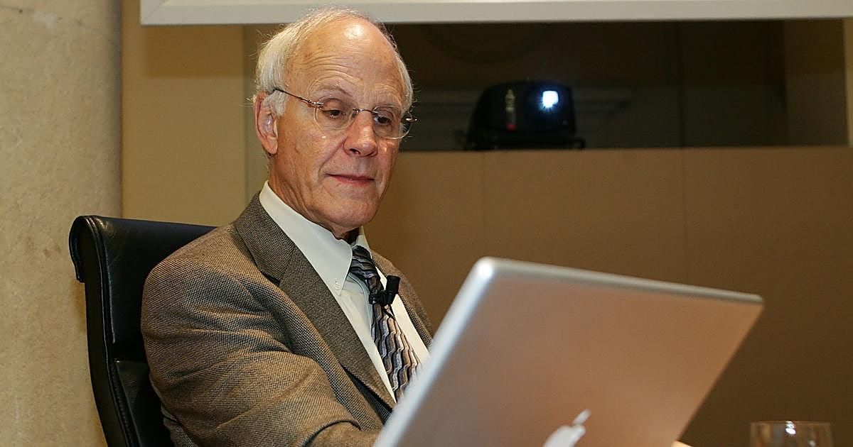 Нобелевский лауреат Дэвид Гросс заявил о риске гибели человечества через 50 лет