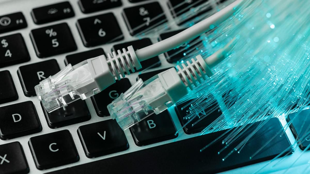 Россия обстреляла ключевой дата-центр Data Group