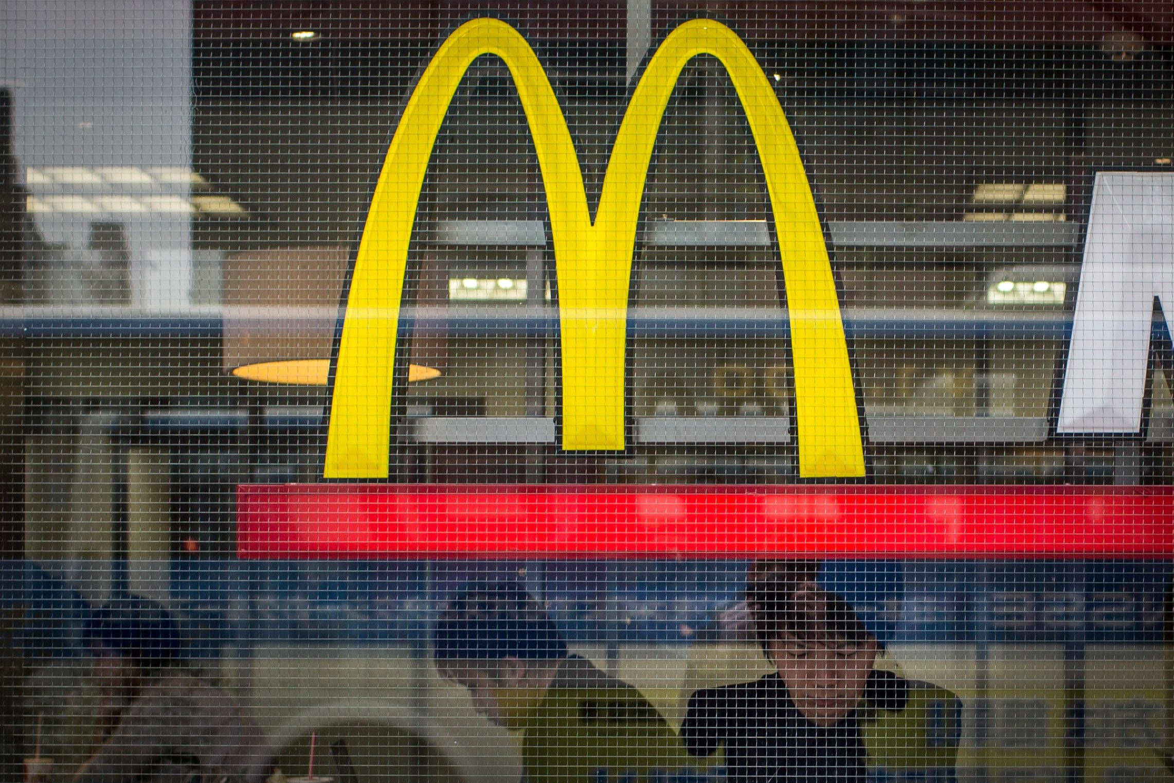 Росіяни атакували склад логістичного партнера McDonald's у Київській області