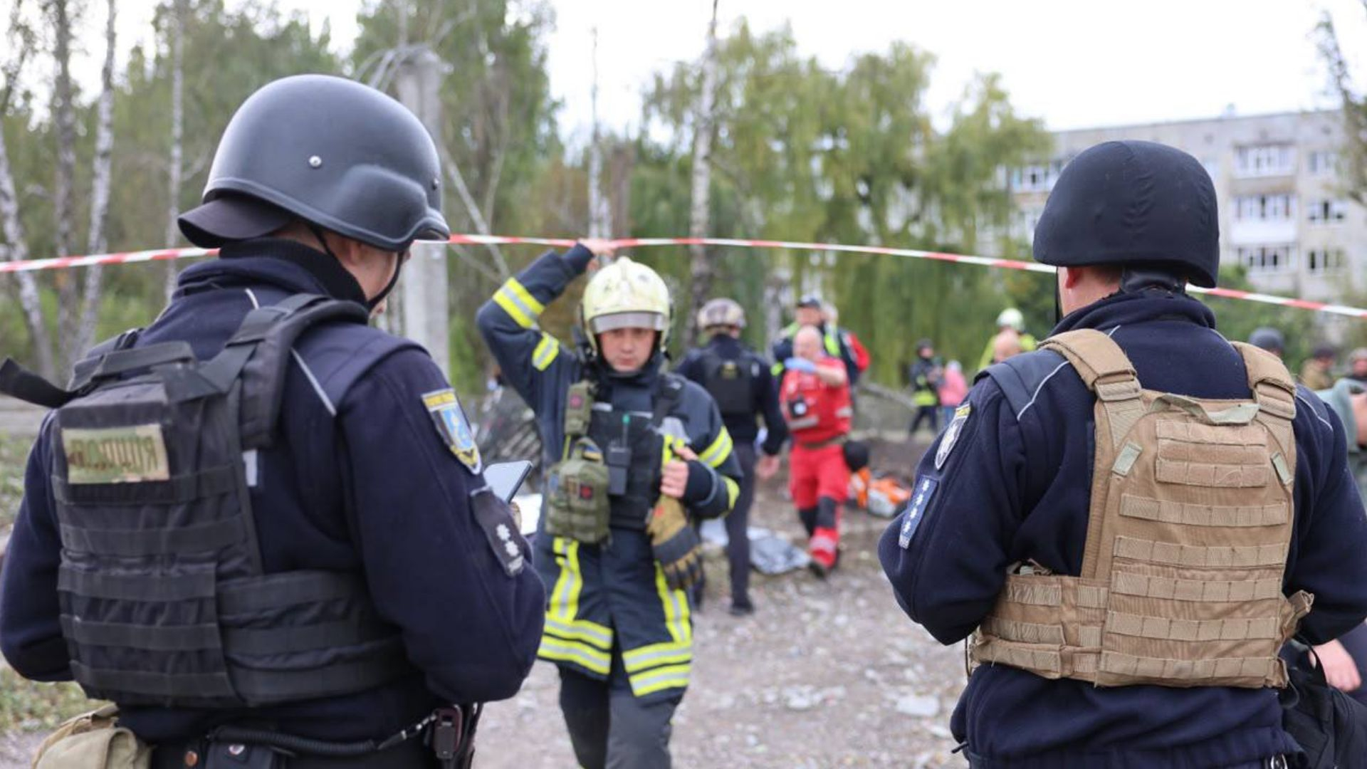 Росіяни вдарили трьома авіабомбами по Сумах: загинула 16-річна дівчина