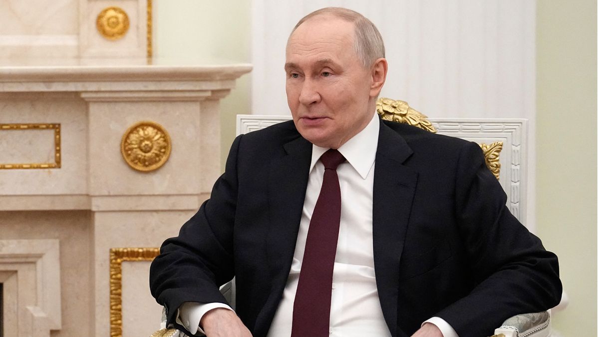Чи полетить Путін на G20