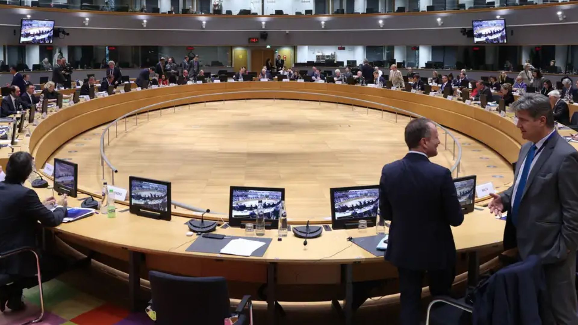 ЄС розробляє надзвичайний протокол безпеки для відсічі гібридним атакам Росії - 24 Канал