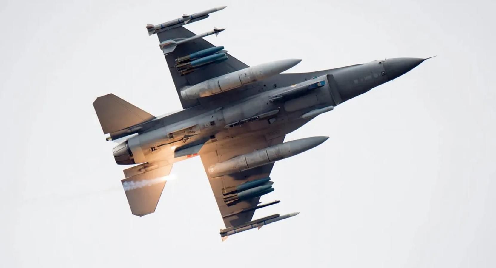 Бельгия передаст Украине три истребителя F-16 до конца года