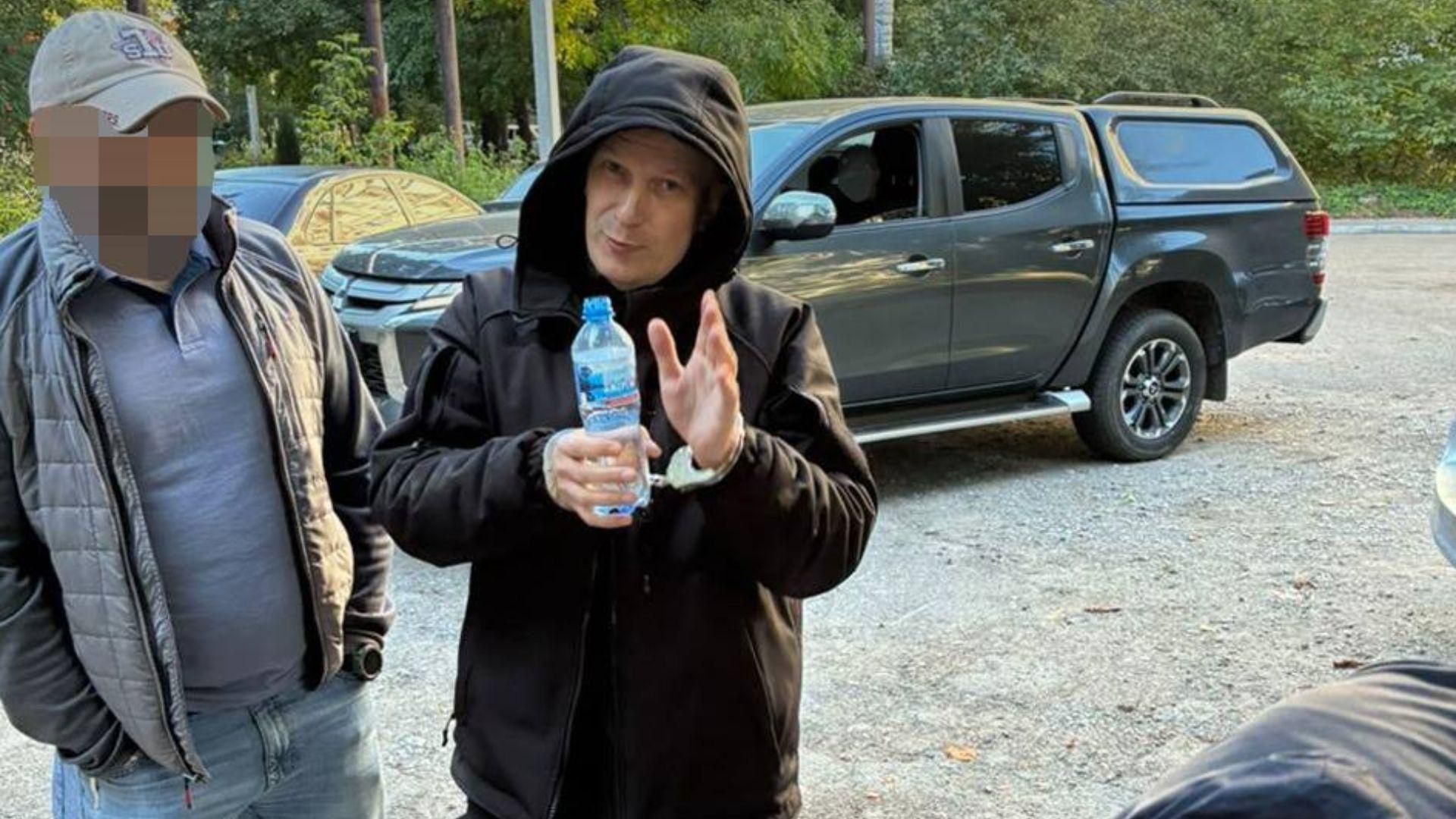 Переодевался в полицейского и скрывался три года: задержан бывший судья Андрей Леонов