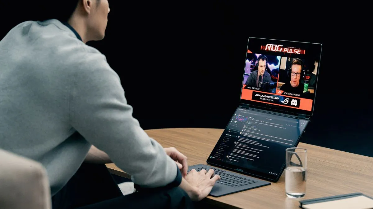 ASUS ROG Zephyrus Duo ASUS ROG Zephyrus Duo