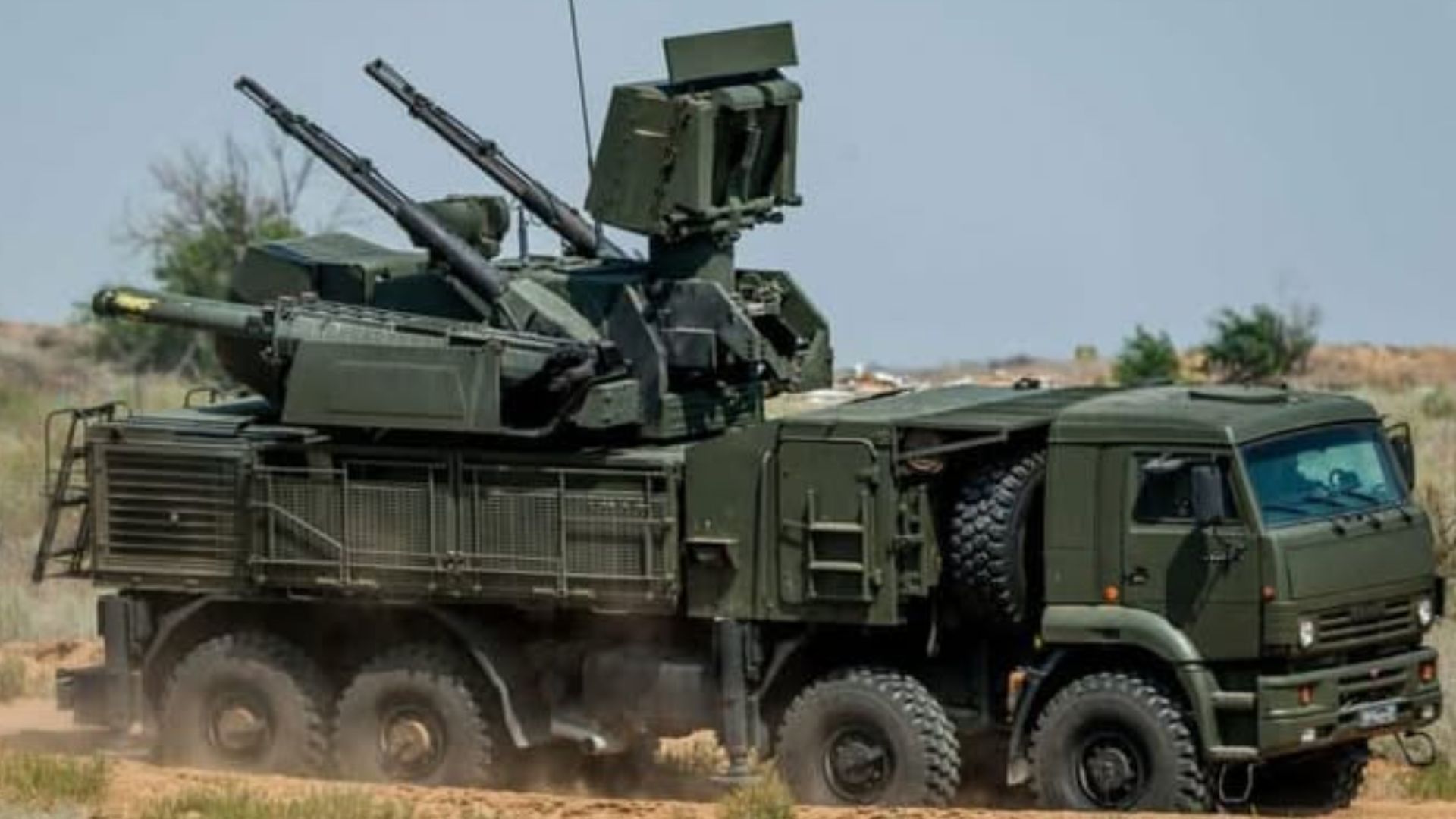 Третина поза санкціями: ГУР розкрило 23 компанії Росії, які виготовляють ракети для "Панцирів"