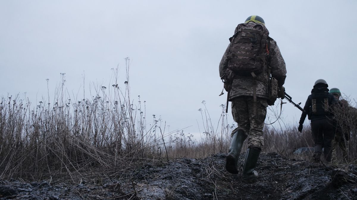 "Попереду колосально важливий місяць": чого очікувати на фронті найближчим часом