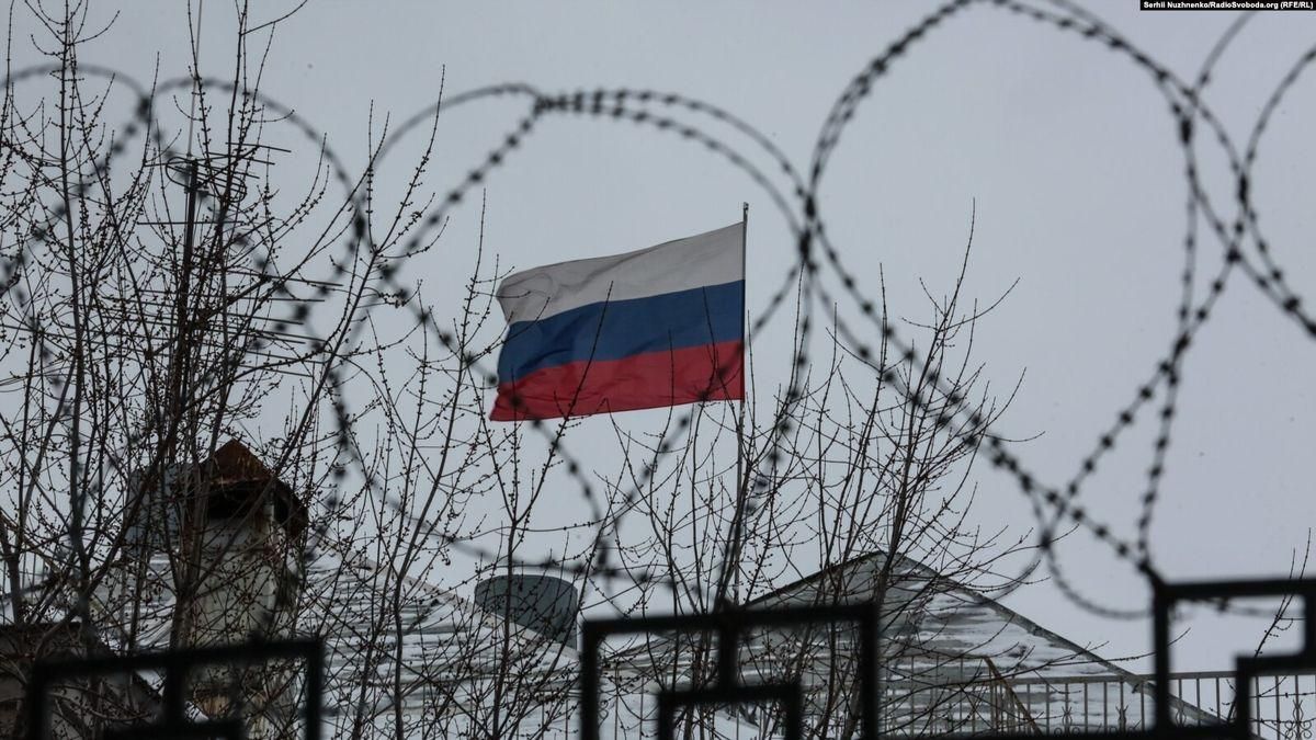 Япония ввела новые санкции против России