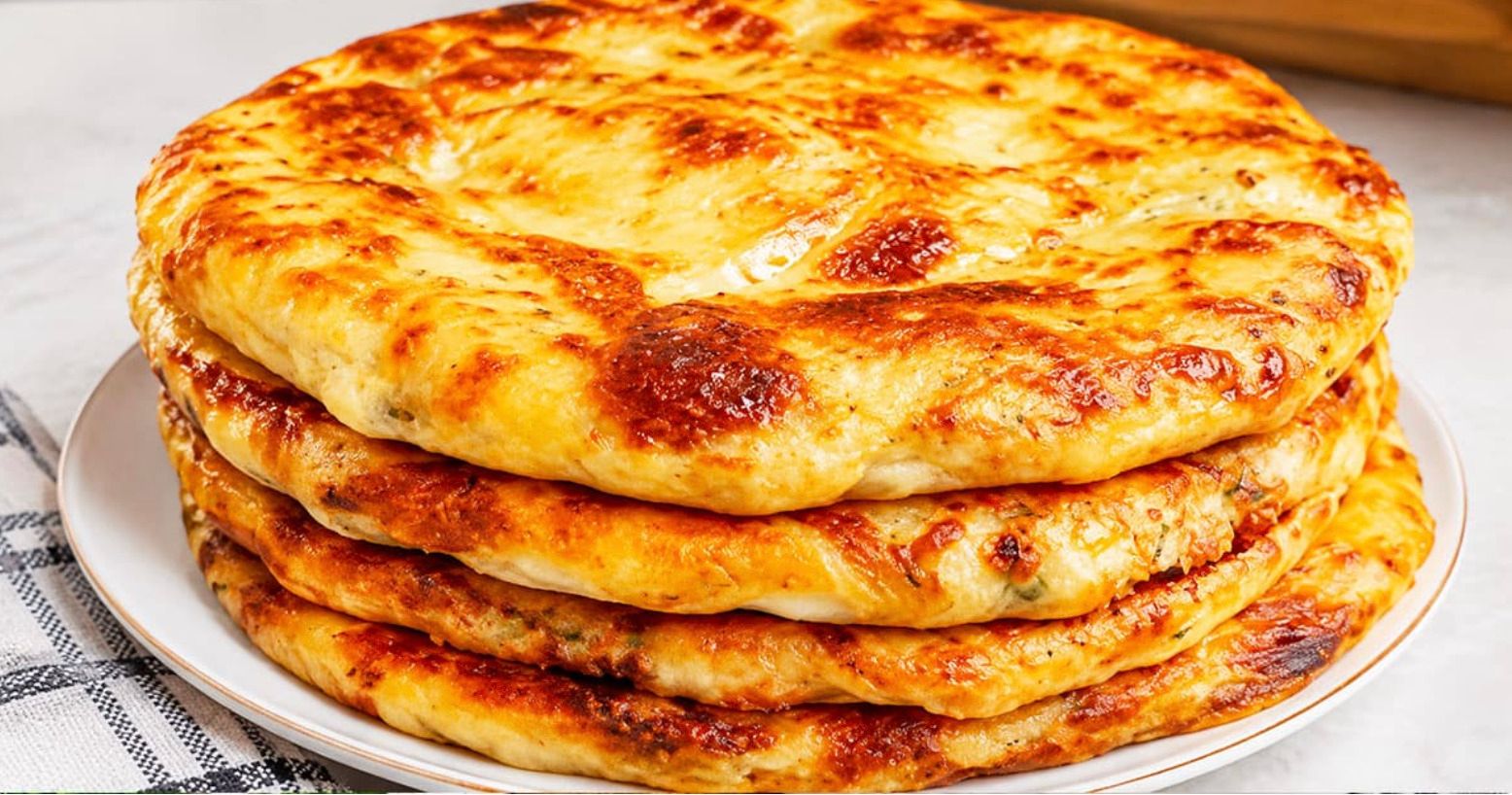 Випічка з куркою та картоплею 