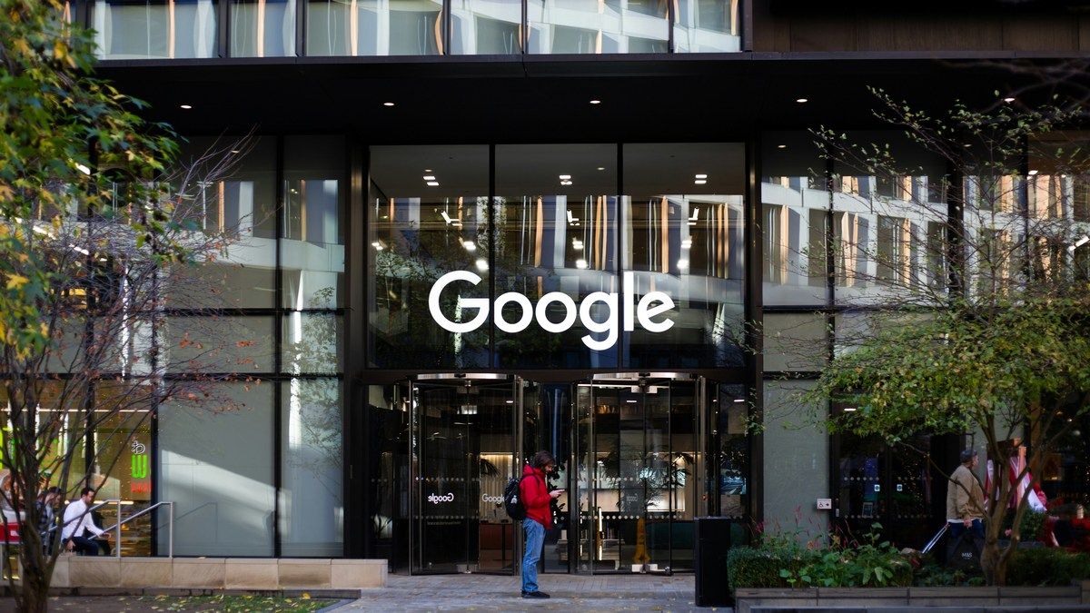 Пользователи сами виноваты: Google больше не принимает отчеты о багах и не платит за них деньги