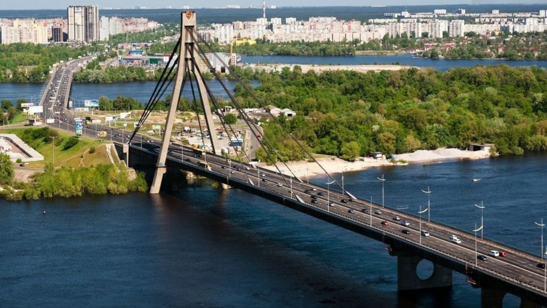 В Киеве полностью восстановили поврежденный участок Северного моста после удара со стороны России - 24 Канал В Киеве полностью восстановили поврежденный участок Северного моста после удара со стороны России - 24 Канал
