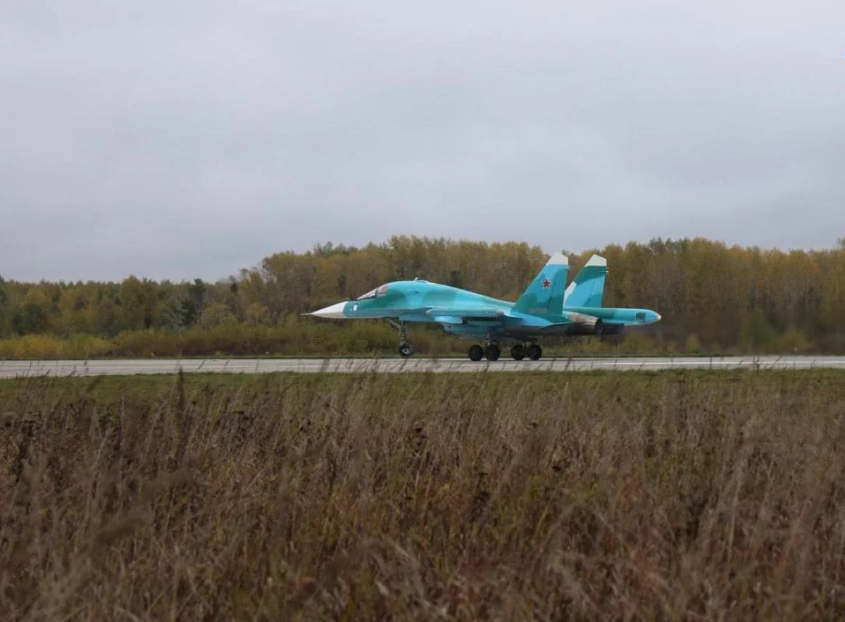 Су-34 знову поповнюють авіапарк Росії - чим ці літаки важливі для війни Су-34 знову поповнюють авіапарк Росії - чим ці літаки важливі для війни