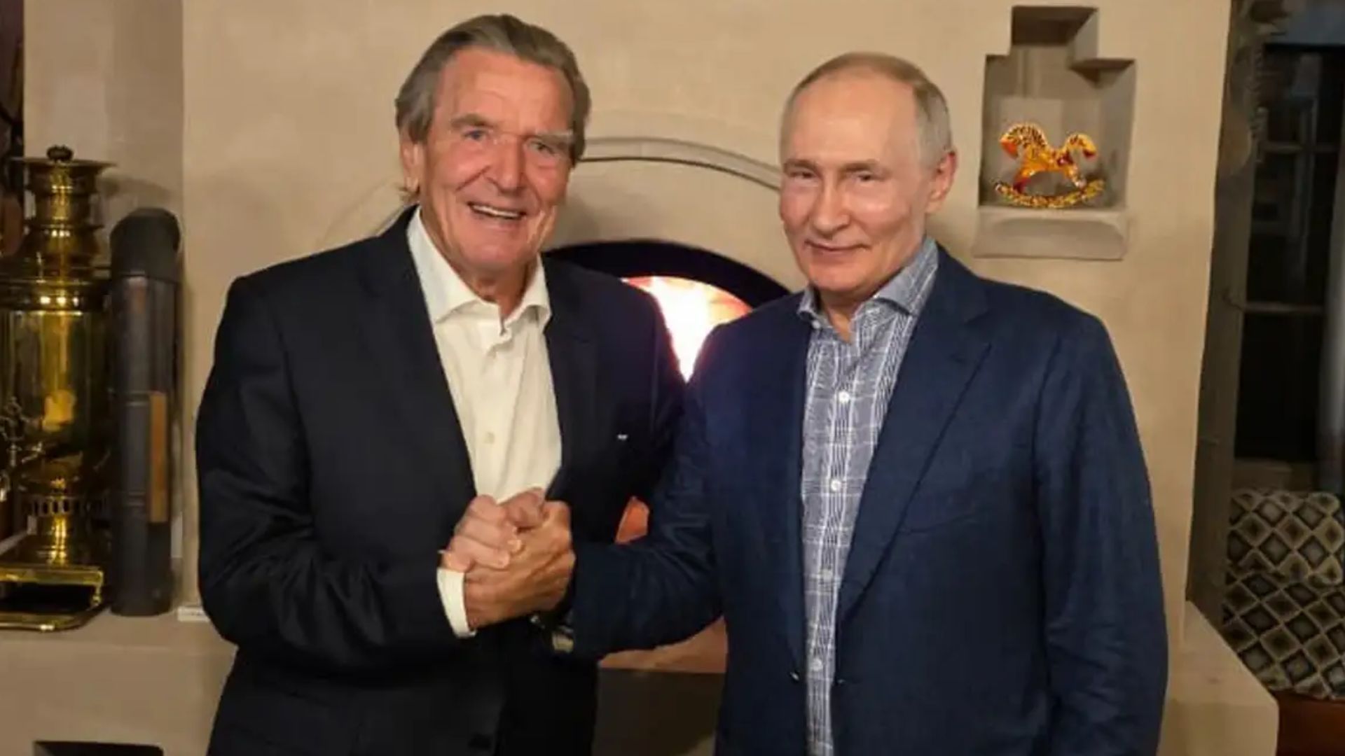 В день кровавого обстрела Прилук: Кремль показал, с кем Путин отмечал день рождения - 24 Канал В день кровавого обстрела Прилук: Кремль показал, с кем Путин отмечал день рождения - 24 Канал