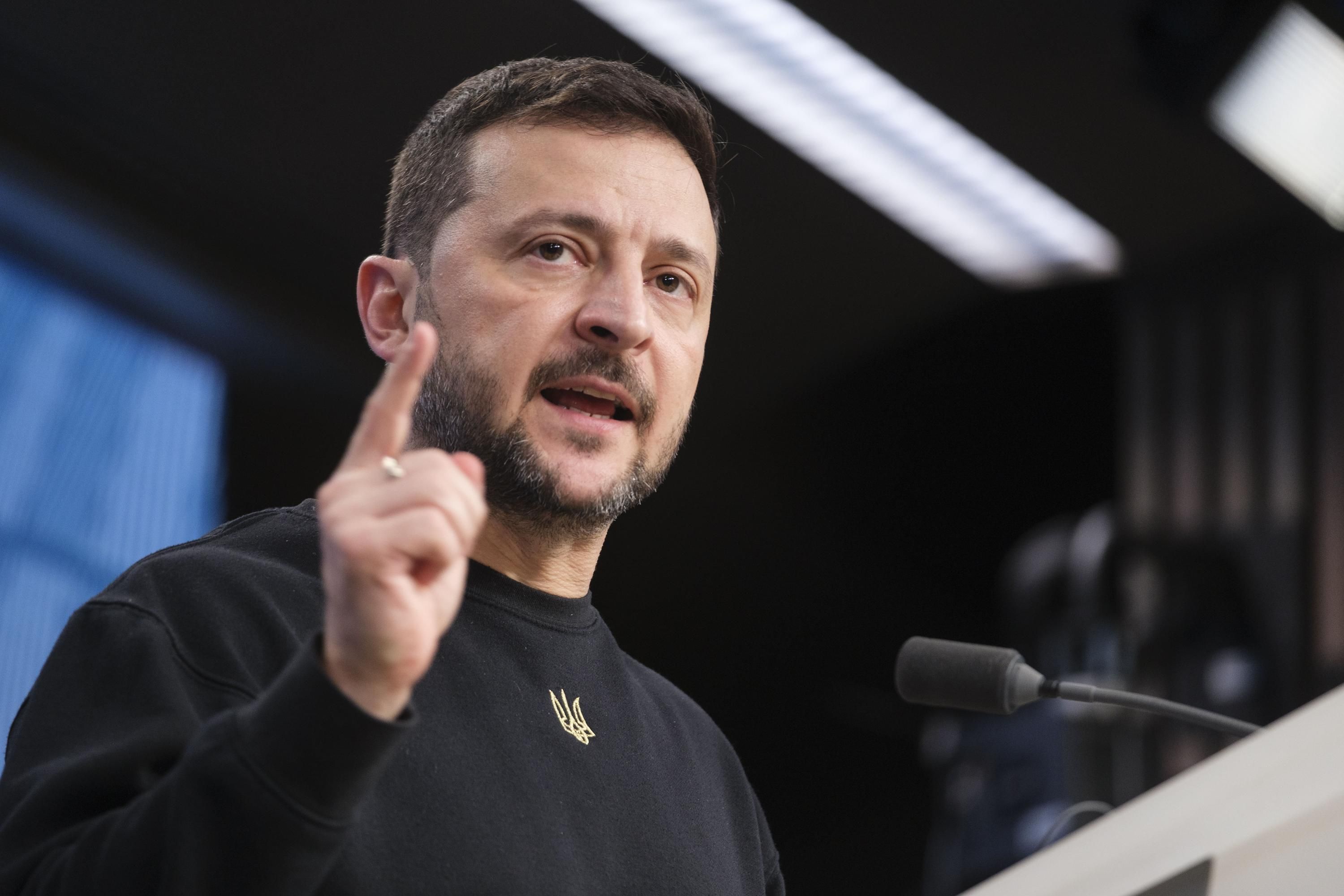 Зеленський пригрозив відповідальністю за зрив захисту енергетики та анонсував нові рішення для фронту - 24 Канал Зеленський пригрозив відповідальністю за зрив захисту енергетики та анонсував нові рішення для фронту - 24 Канал