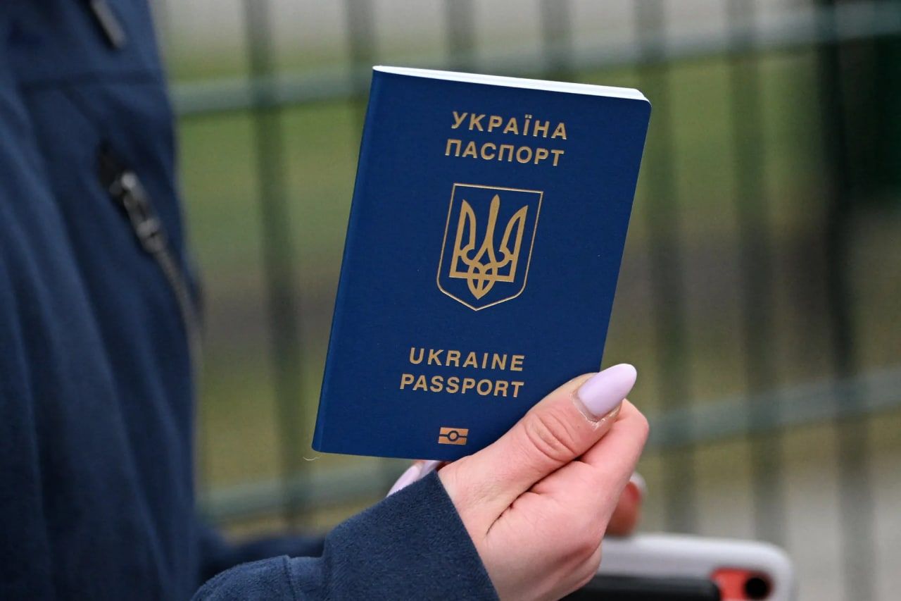 Оновити паспорт можна раніше, ніж він закінчується - основні правила