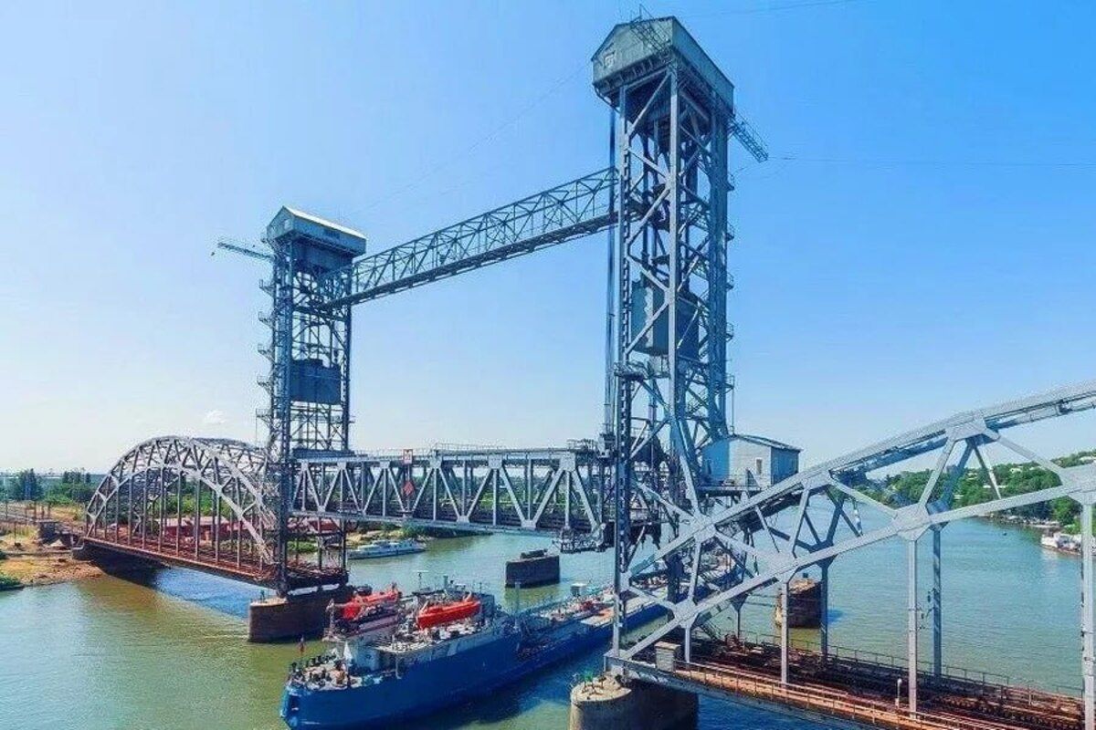 У Ростові атаковано один із найважливіших мостів міста, – монітори