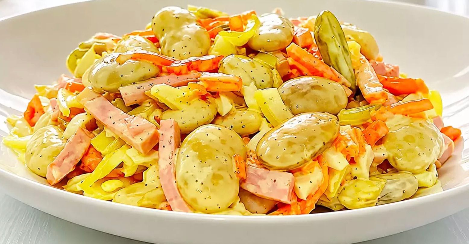 Сытный салат с фасолью Сытный салат с фасолью