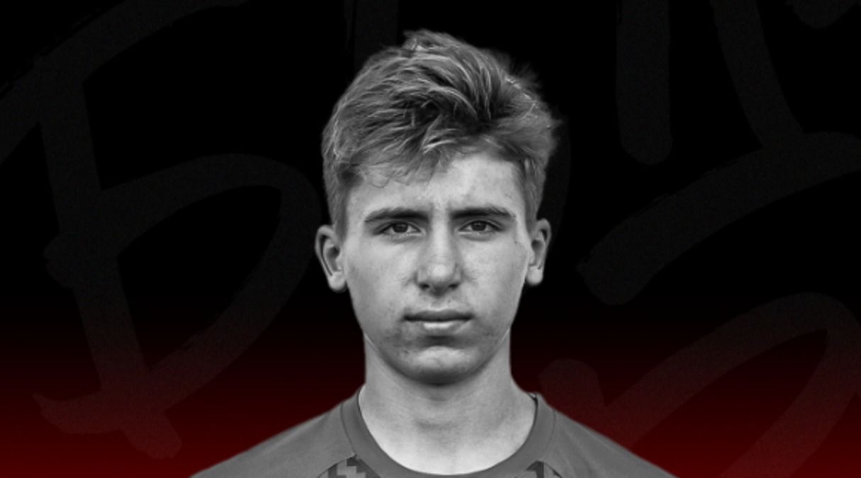 У 18-річному віці помер футболіст Вереса - що з ним сталось У 18-річному віці помер футболіст Вереса - що з ним сталось