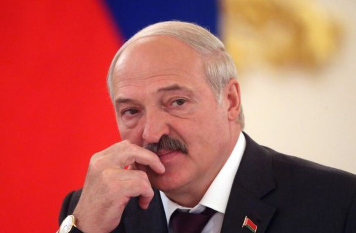 Лукашенко обвинил Латвию в инсценировке нападения на границе Лукашенко обвинил Латвию в инсценировке нападения на границе