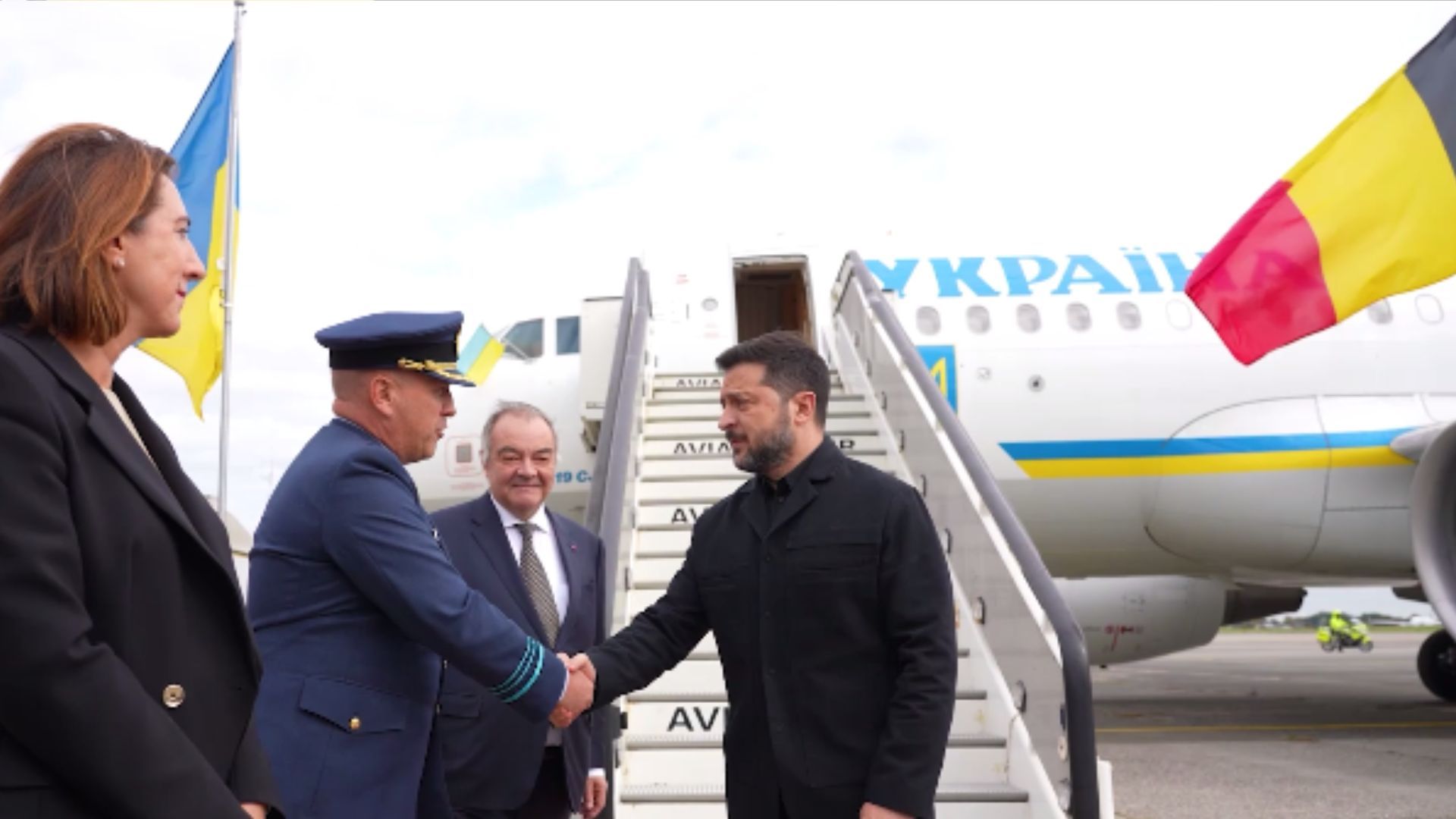 Зеленский прибыл в Брюссель: какова цель визита - 24 Канал Зеленский прибыл в Брюссель: какова цель визита - 24 Канал