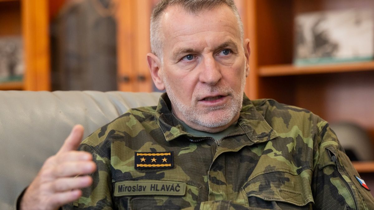 Начальник Генерального штабу Чехії Мирослав Главач Начальник Генерального штабу Чехії Мирослав Главач