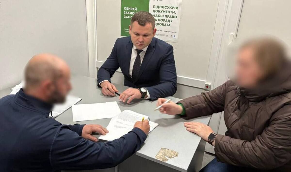 Закарпатті священнику оголосили підозру за розстріл людей Закарпатті священнику оголосили підозру за розстріл людей