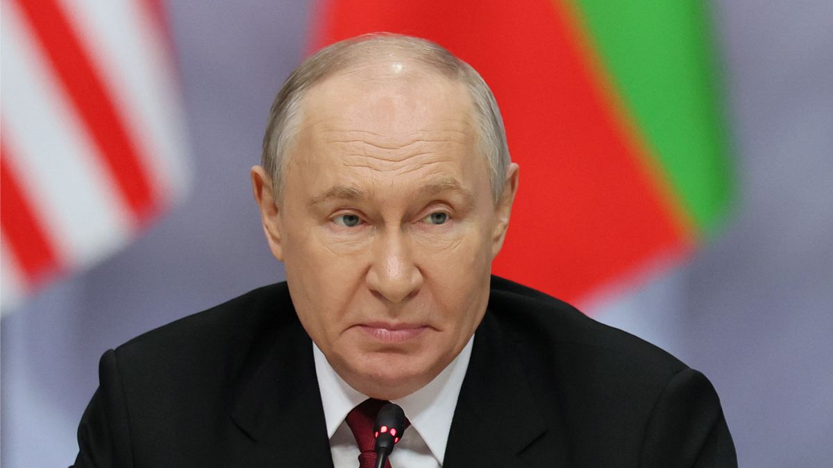 Путин тотально лжет об "успехах" на фронте: военный обозреватель высмеял диктатора