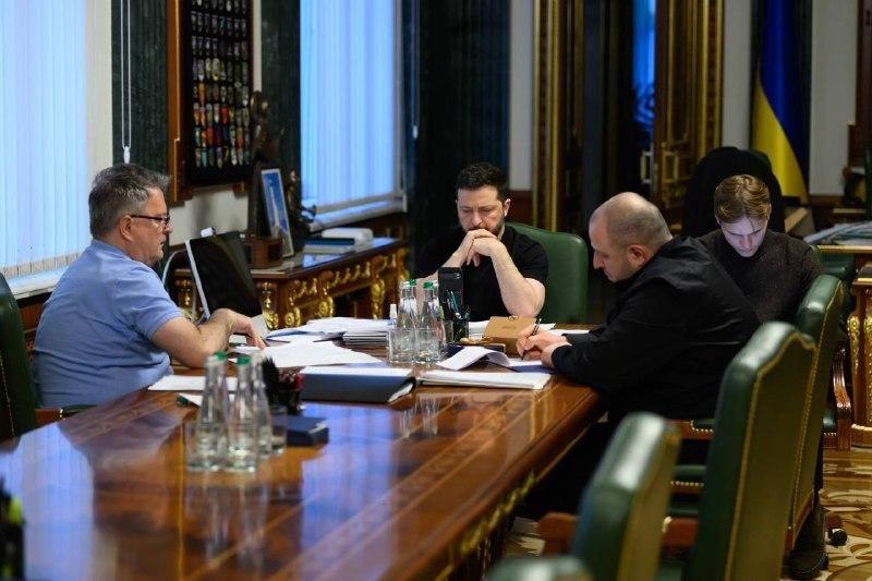 Розмова Зеленського зі спецпредставниками Трампа