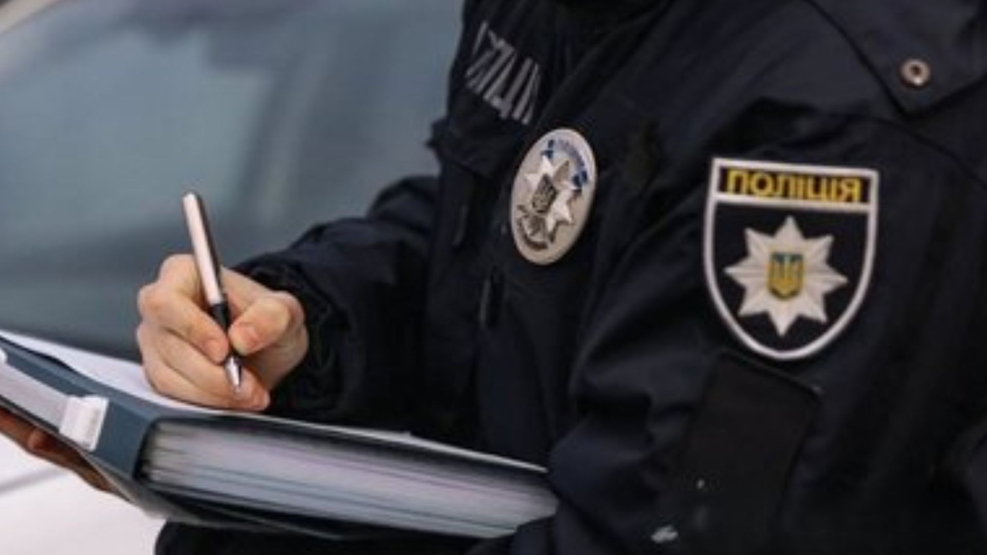 У ТЦК на Печерську сталася стрілянина: є поранені - 24 Канал У ТЦК на Печерську сталася стрілянина: є поранені - 24 Канал