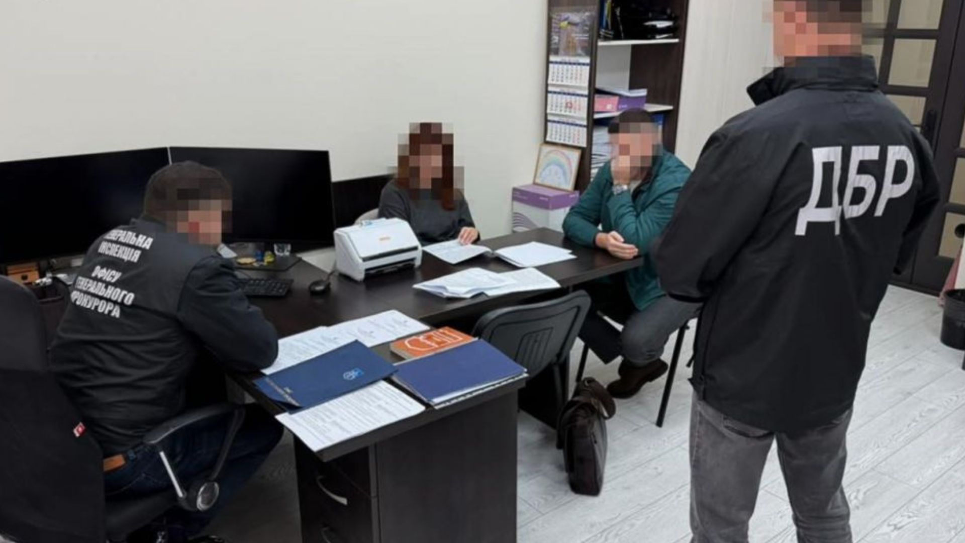Доплата за научную степень - судью подозревают в хищении 466 тысяч гривен Доплата за научную степень - судью подозревают в хищении 466 тысяч гривен