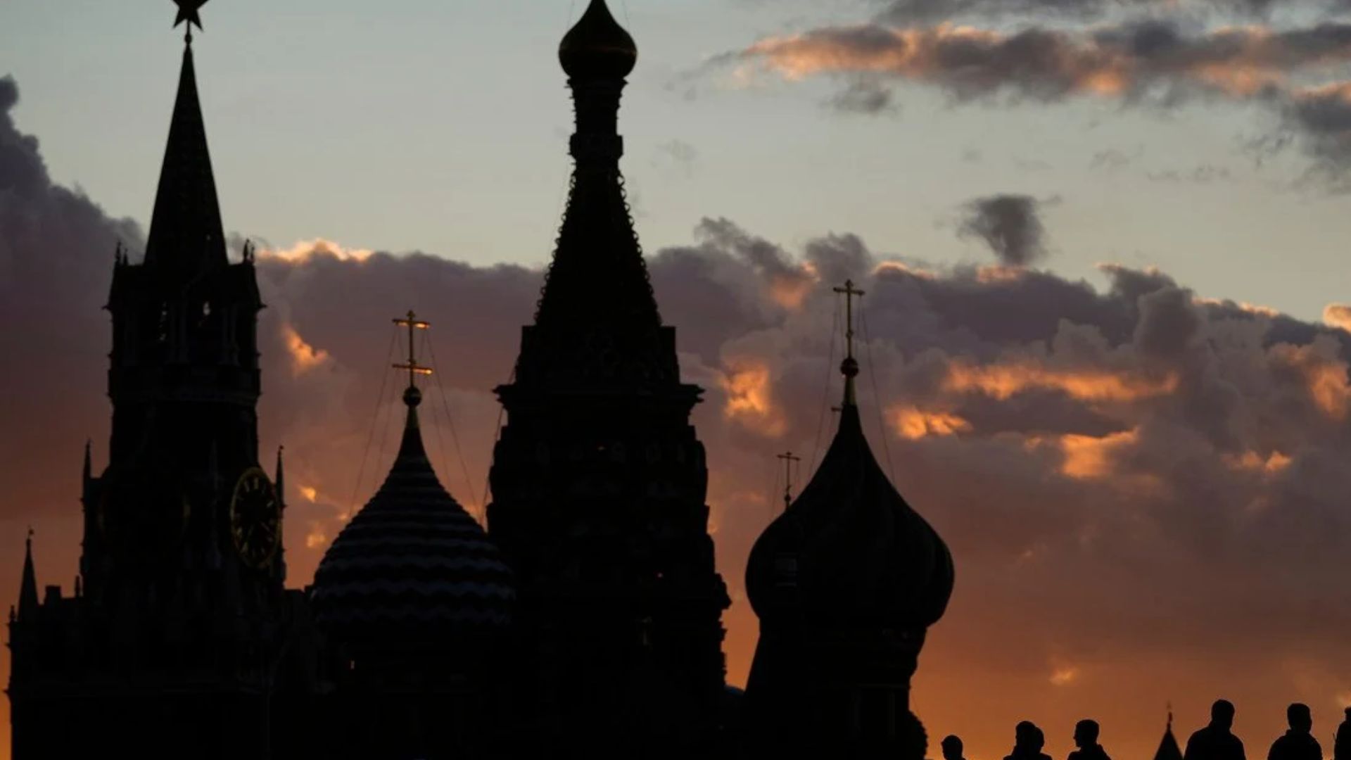"Операції під чужим прапором": у розвідці розкрили плани Кремля щодо ЄС