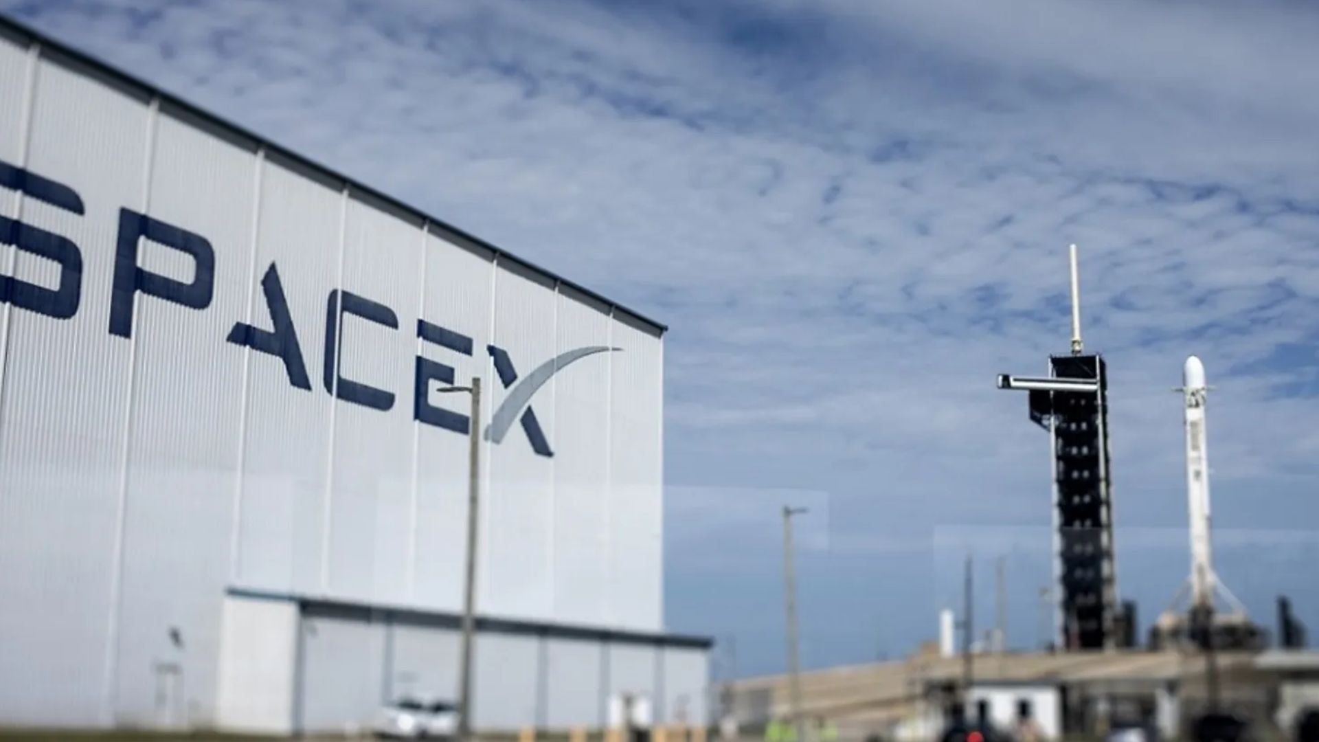 "No one has explained what happened": SpaceX has still not responded to Ukraine regarding the reason for the Starlink restrictions